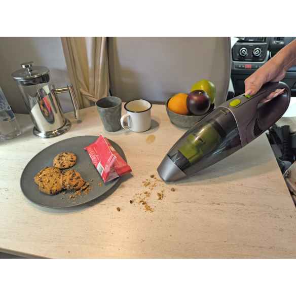 Aspirateur à main rechargeable 12/220V lithium Incasa RG-911719