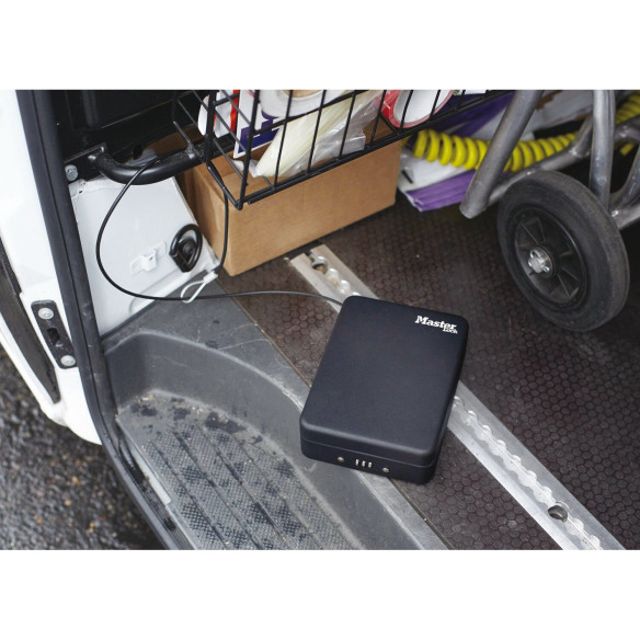 Mini-coffre à combinaison portable Masterlock RG-101354