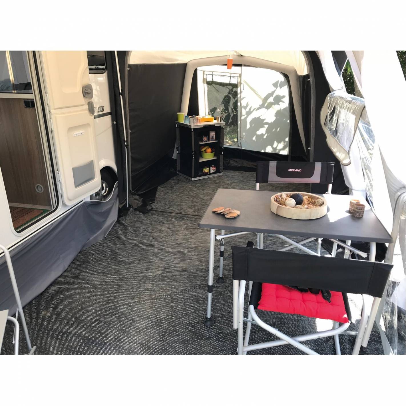 Swift Freestyle Camping-Car Pare-Brise Drapé Gel Housse sur Mesure Marine  373