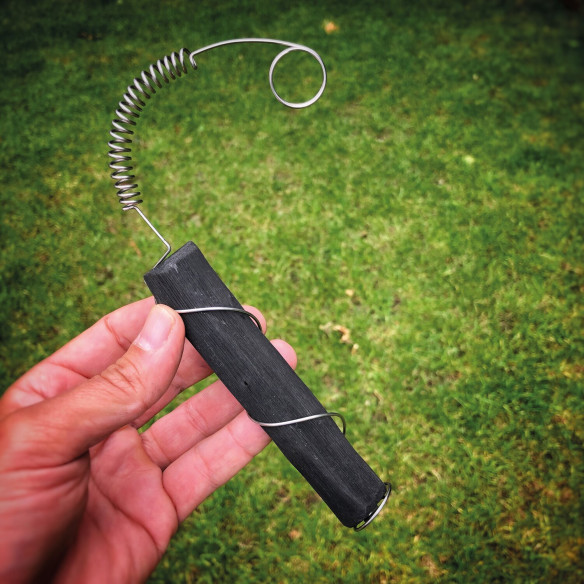 Charbon Binchotan avec support universel Black+Blum RG-316981