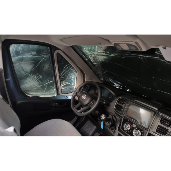 Volet extérieur isotherme pour camping-car Roc line RG-388196C