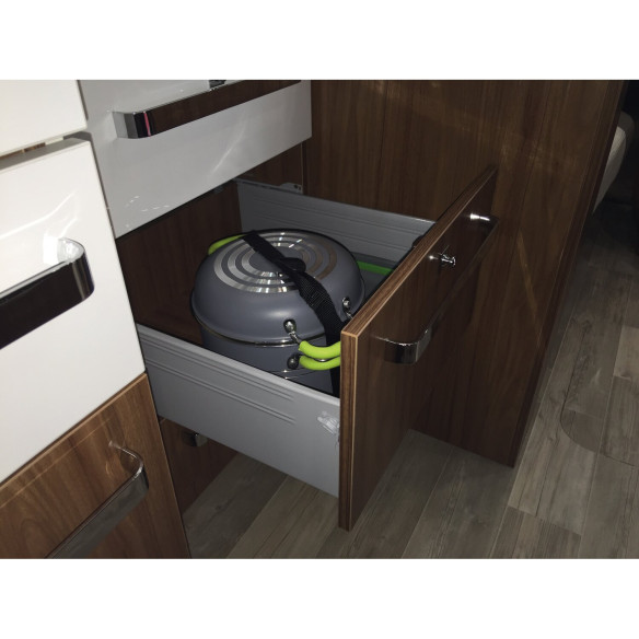 Popote EasyCook avec 8 pièces pour camping-car  Incasa RG-912509