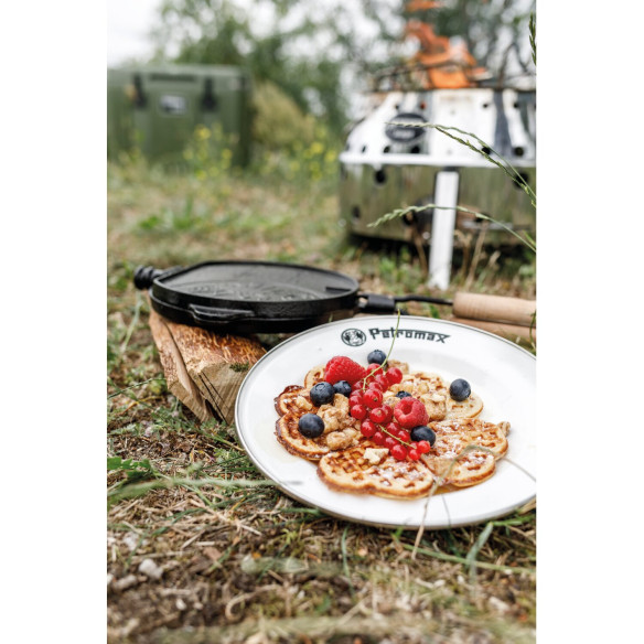 Lot de 2 assiettes en émail Petromax RG-916509