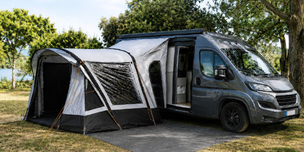 Voyager en automne en camping-car ou en fourgon